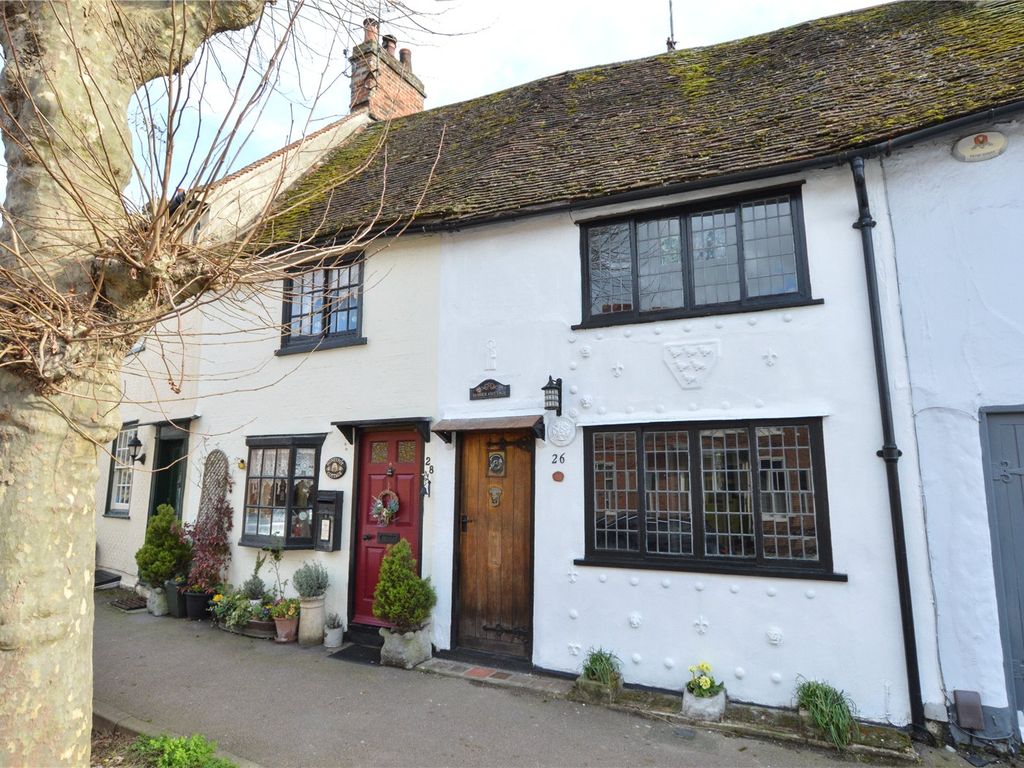 2 bed detached house for sale in Castle Street, Saffron Walden, Essex