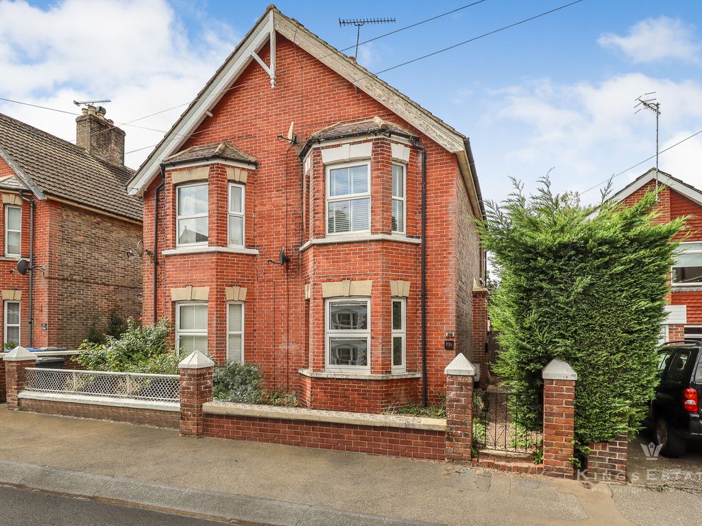 1 Bed Maisonette To Rent In Cantelupe Road East Grinstead RH19 Zoopla