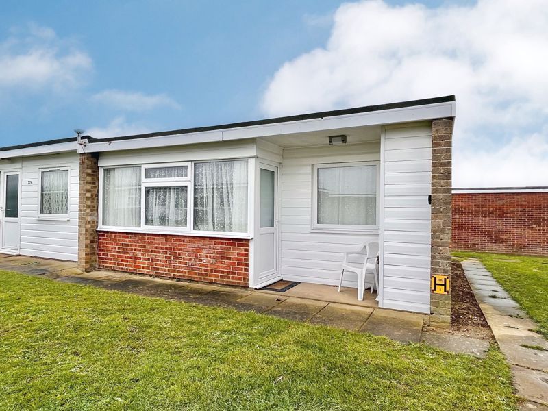 2 bed property for sale in Newport Road, Hemsby, Great Yarmouth NR29