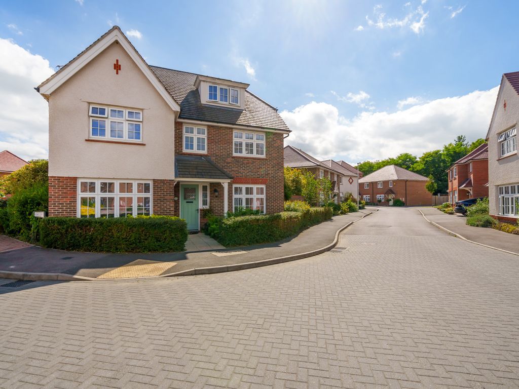 5 bed detached house for sale in Orwell Drive, Arborfield Green