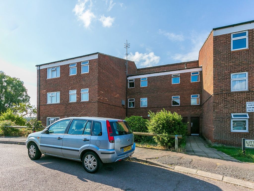 3 bed flat for sale in Little Grove, Bushey, Hertfordshire WD23 Zoopla