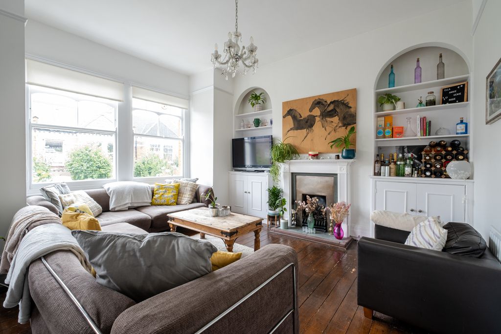 4 bed flat for sale in Stapleton Road, London SW17 Zoopla