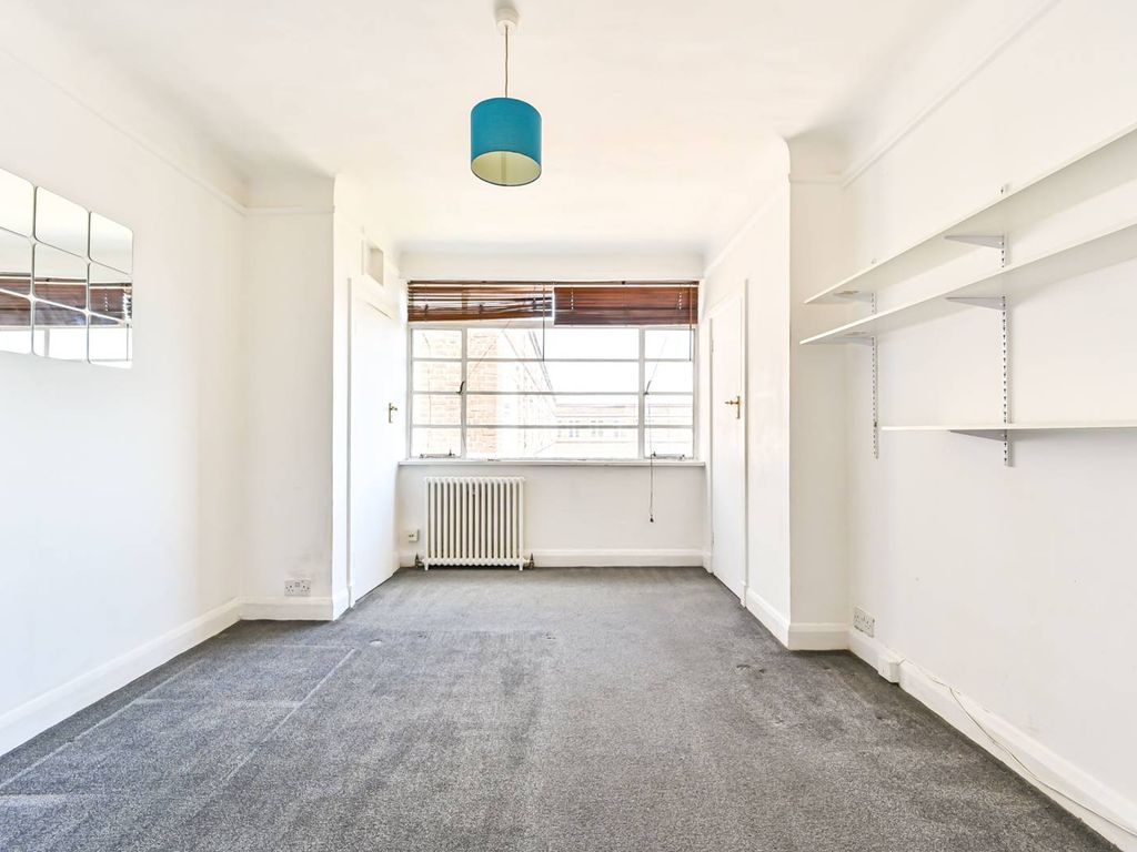 Studio to rent in Du Cane Court, Balham, London SW17, £1,450 pcm Zoopla