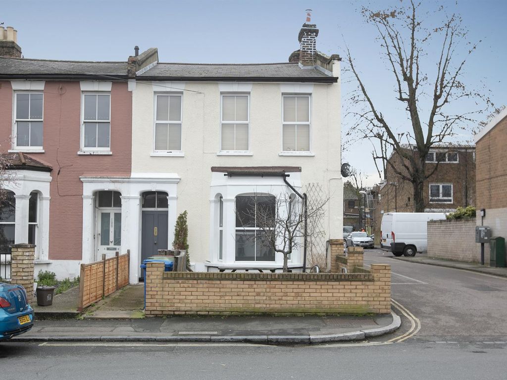 2 bed flat for sale in Consort Road, Nunhead SE15, £650,000 Zoopla