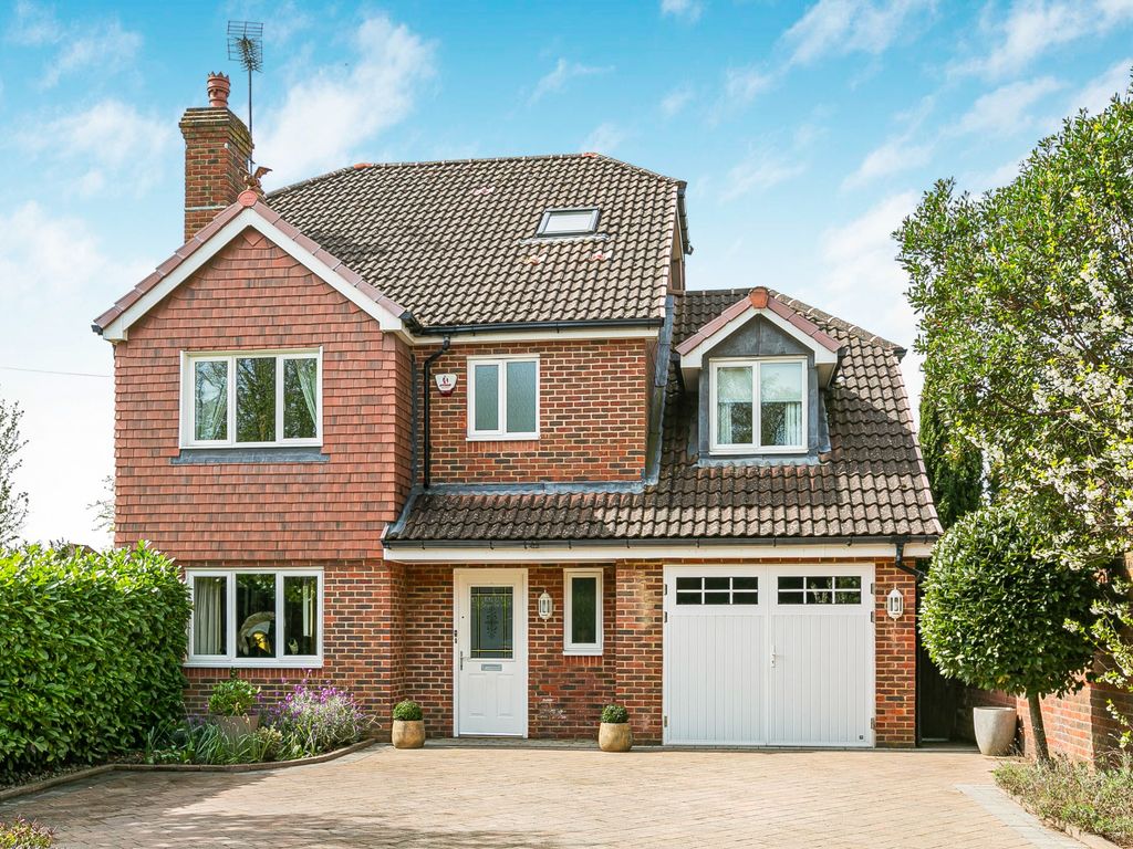 5 bed detached house for sale in Comptons Lane, Horsham, West Sussex RH13, £975,000 Zoopla
