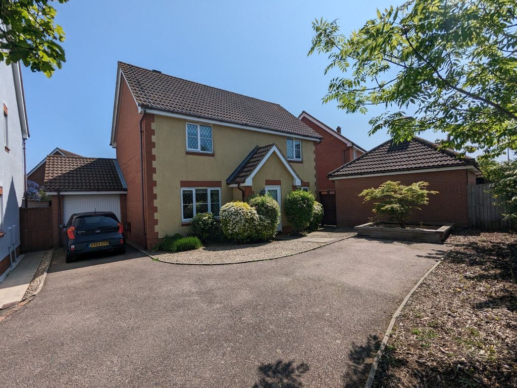 4 bed detached house for sale in Brook Farm Road, Saxmundham IP17 Zoopla