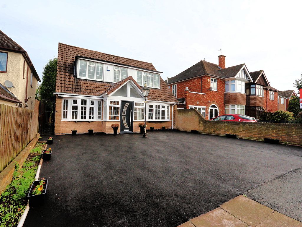 4 bed detached house for sale in Rowley Fields Avenue, Off Narborough