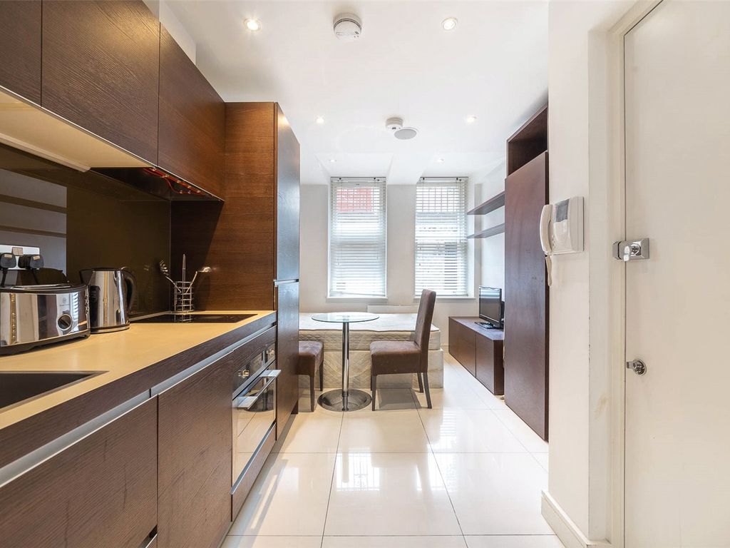 1 bed flat to rent in Albany House, 41 Judd Street, London WC1H, £1,550