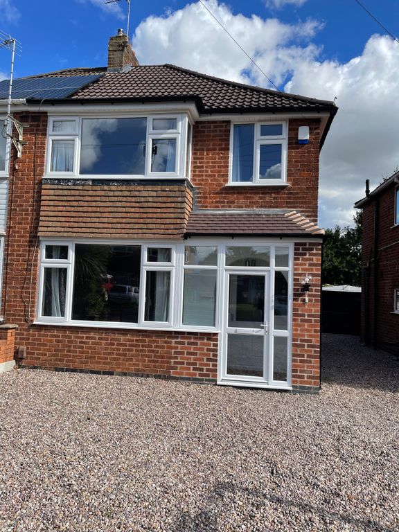 3 bed semidetached house to rent in Faulkner Road, Birmingham B92 Zoopla