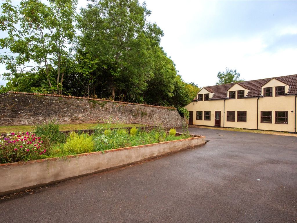 3 bed linkdetached house for sale in Bristol Road, Frenchay, Bristol