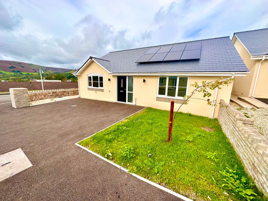 New home, 3 bed bungalow for sale in Trem Pant Glas, Garndiffaith