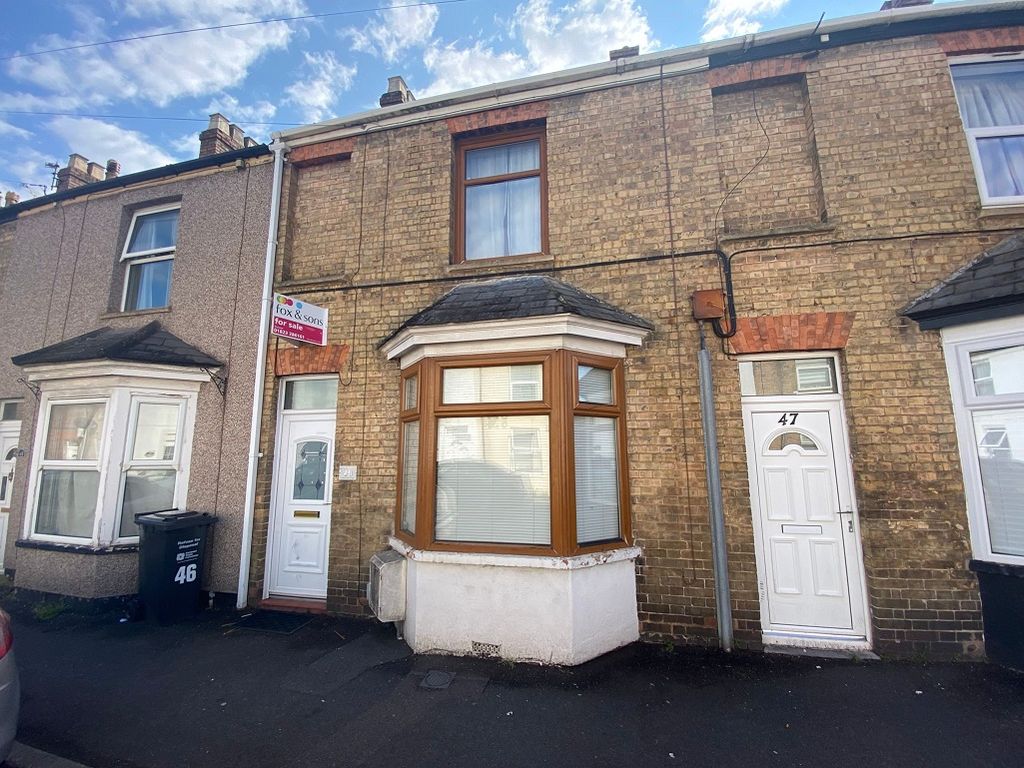 3 bed terraced house for sale in Eastbourne Road, Taunton TA1 Zoopla
