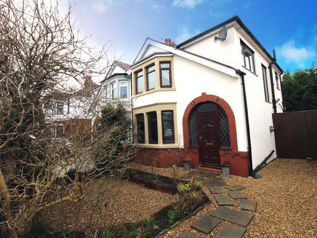 3 bed semidetached house for sale in Knowle Avenue, Cleveleys FY5 Zoopla