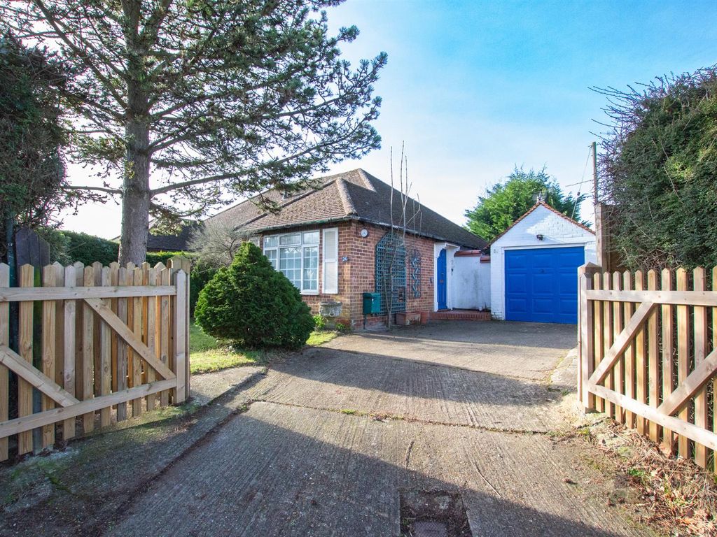 3 bed bungalow for sale in Manor Road, Burgess Hill RH15, £415,000 Zoopla