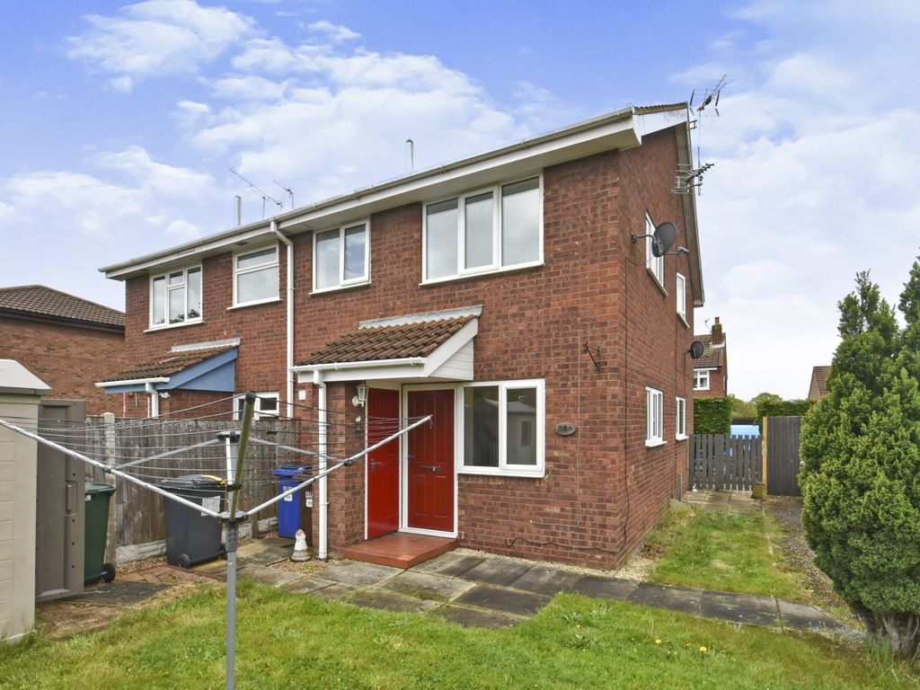 1 bed terraced house for sale in St. Marys Avenue, Hemingbrough, Selby