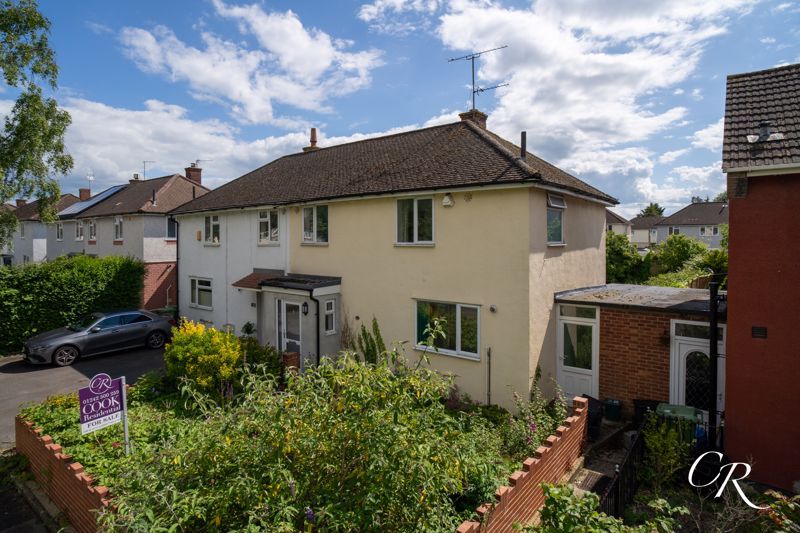 3 bed semidetached house for sale in Dorset Avenue, Cheltenham GL51, £