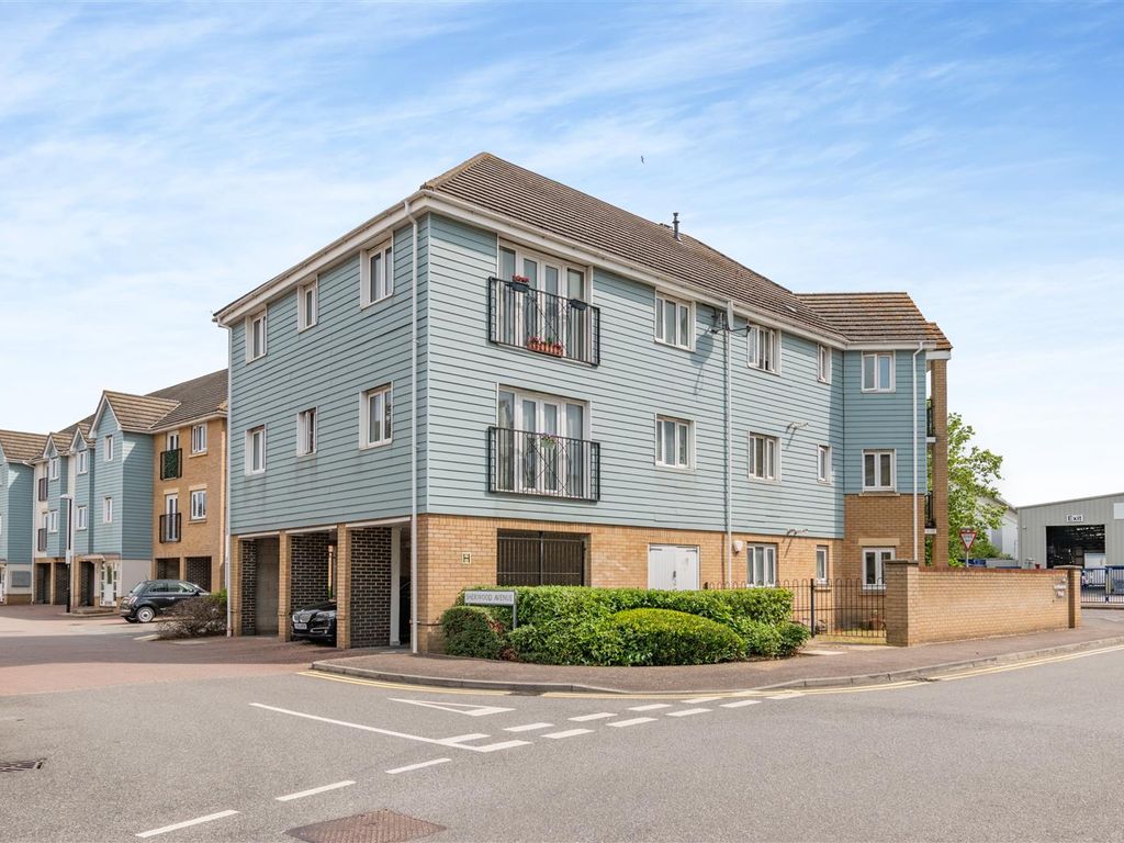 2 bed flat for sale in Sherwood Avenue, Larkfield, Aylesford ME20 Zoopla