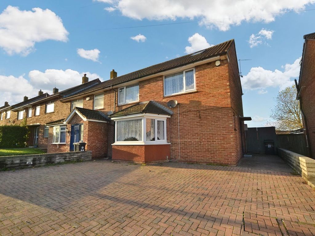 6 bed end terrace house for sale in Fernsteed Road,