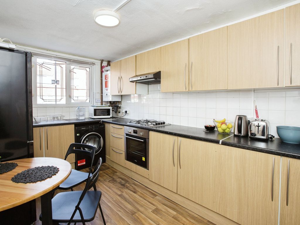 3 bed terraced house for sale in Grange Road, London E13 Zoopla