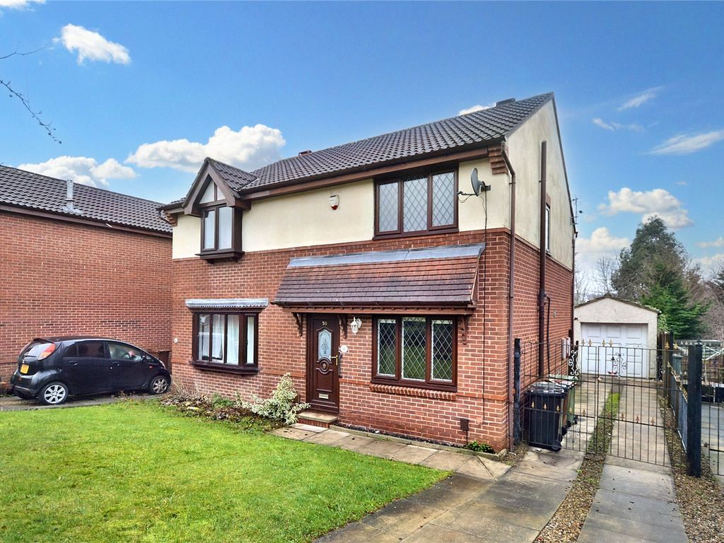 3 bed semidetached house for sale in Thirlmere Close, Leeds, West