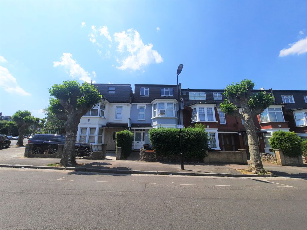 6 bed terraced house for sale in Castlewood Road, London N16 Zoopla
