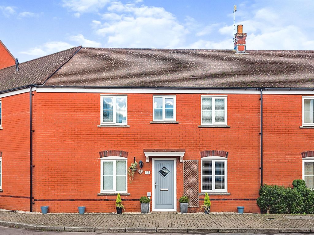 3 bed terraced house for sale in Gaveller Road, Swindon SN25 Zoopla