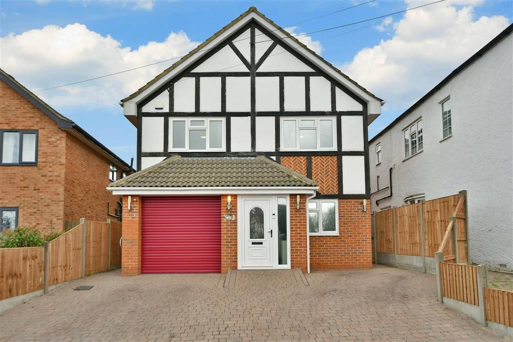 6 bed detached house for sale in Pump Lane, Rainham, Gillingham, Kent