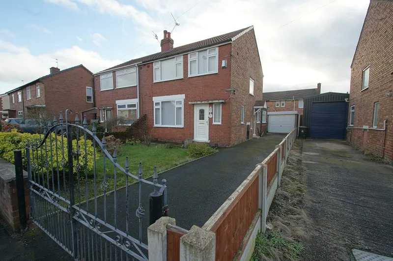 3 bed semidetached house for sale in Cambridge Road, Ellesmere Port CH65 Zoopla
