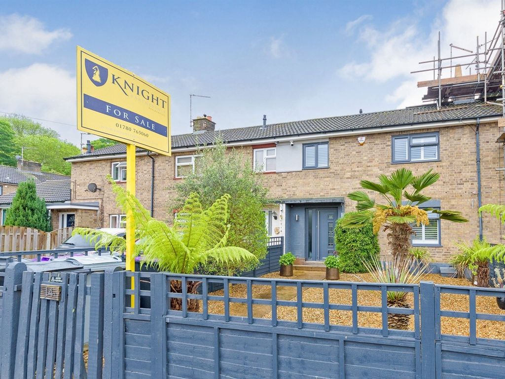 3 bed terraced house for sale in Abbotts Close, Stamford PE9, £290,000 Zoopla