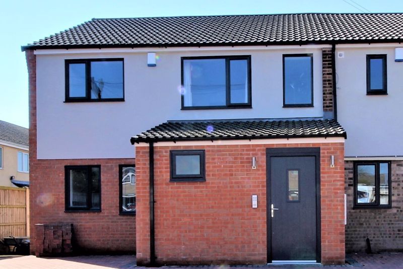 2 bed flat to rent in Hallam Road, Ollerton, Newark NG22, £675 pcm Zoopla