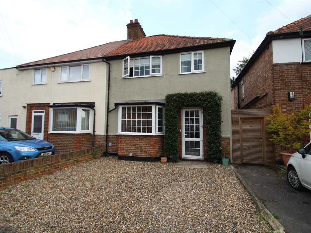 3 bed semidetached house for sale in Swan Road, West Drayton UB7, £