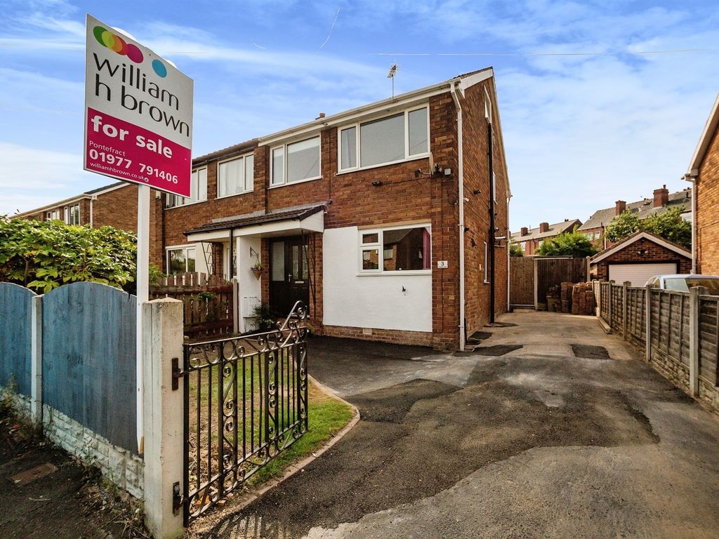 3 bed semidetached house for sale in Green Lane, South Kirkby