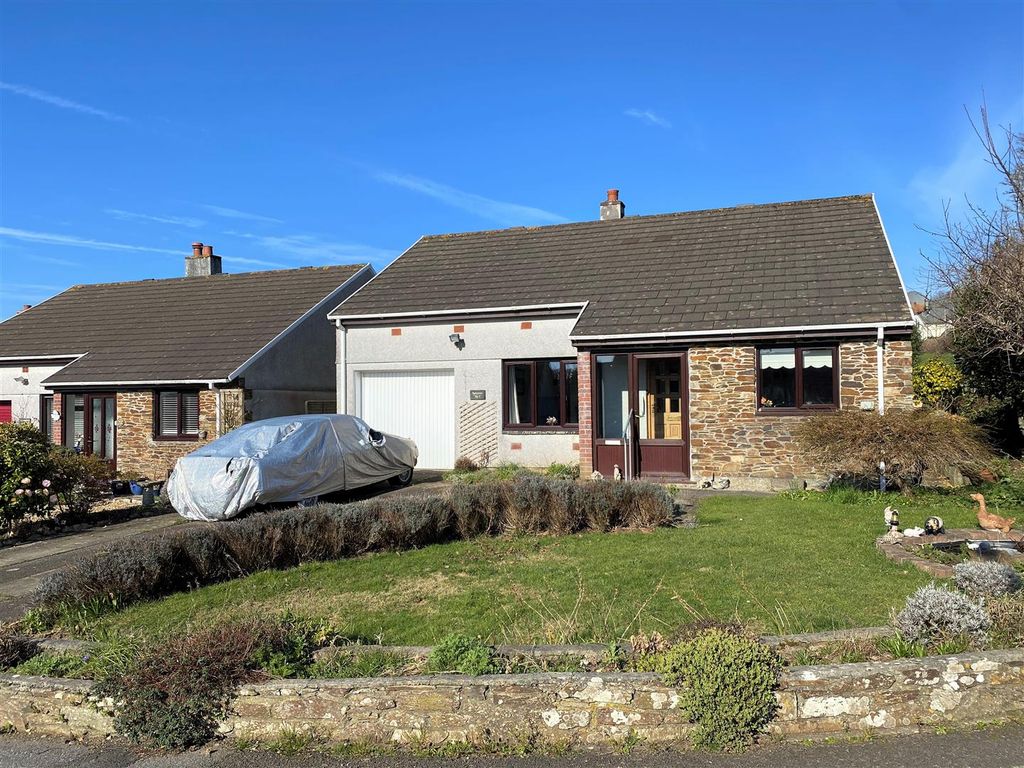 3 bed detached bungalow for sale in Olivey Place, Bells Hill, Mylor