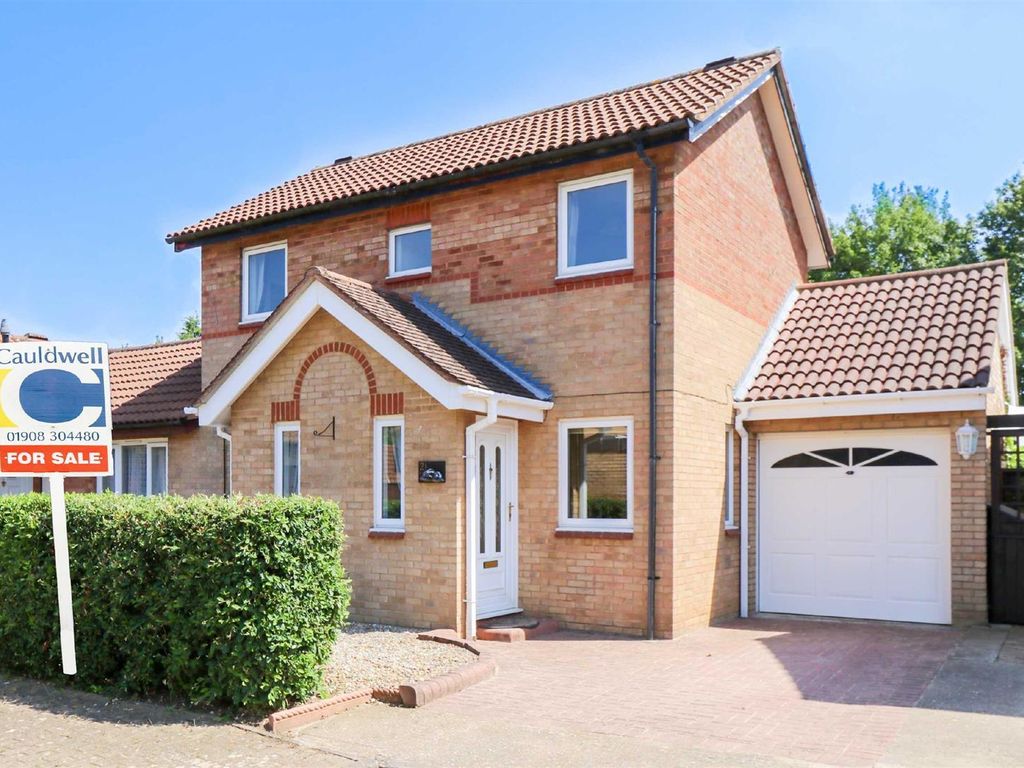 3 bed semidetached house for sale in Bottesford Close, Emerson Valley