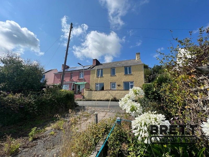 3 bed semidetached house for sale in Church Road, Llanstadwell