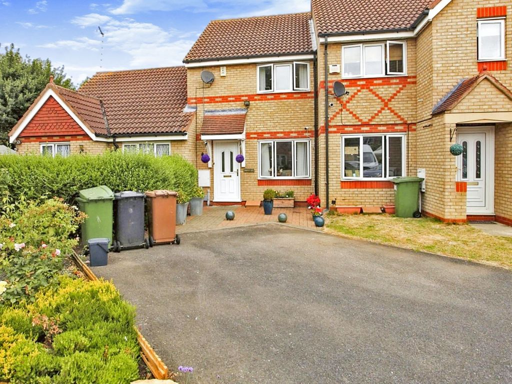 2 bed terraced house for sale in Portchester Close, Peterborough PE2