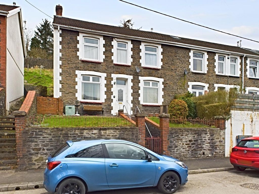3 bed end terrace house for sale in Hafod Lane, Hopkinstown, Pontypridd