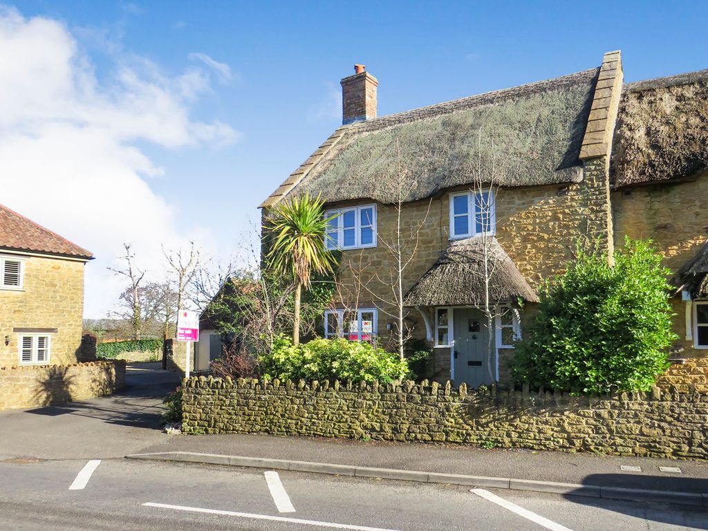 3 bed property for sale in North Street, Haselbury Crewkerne