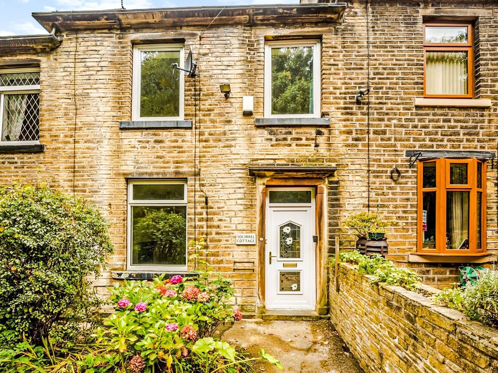 2 bed property for sale in Gledholt Bank, Huddersfield HD1, £125,000