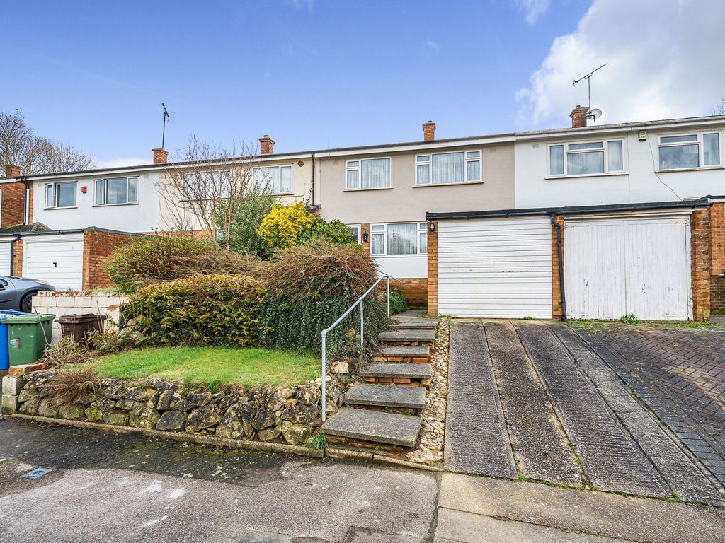 3 bed terraced house for sale in The Knole, Faversham ME13, £315,000