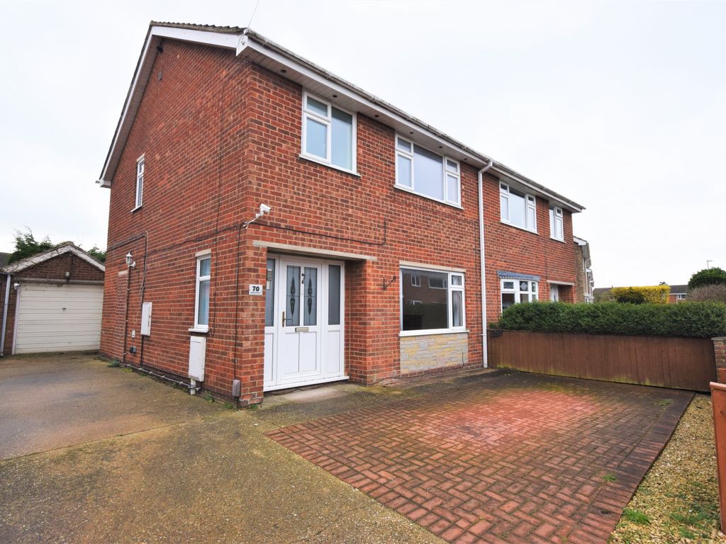 3 bed semidetached house for sale in Chestnut Drive, Louth LN11 Zoopla