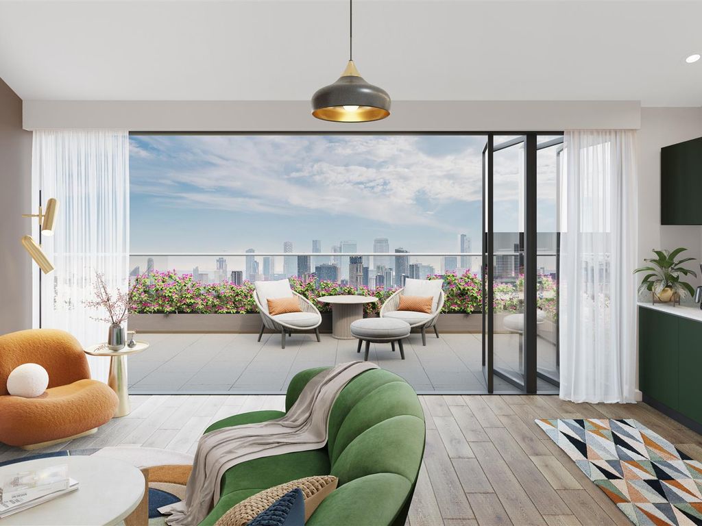 New home, 3 bed flat for sale in Regency Court, Penthouses, South