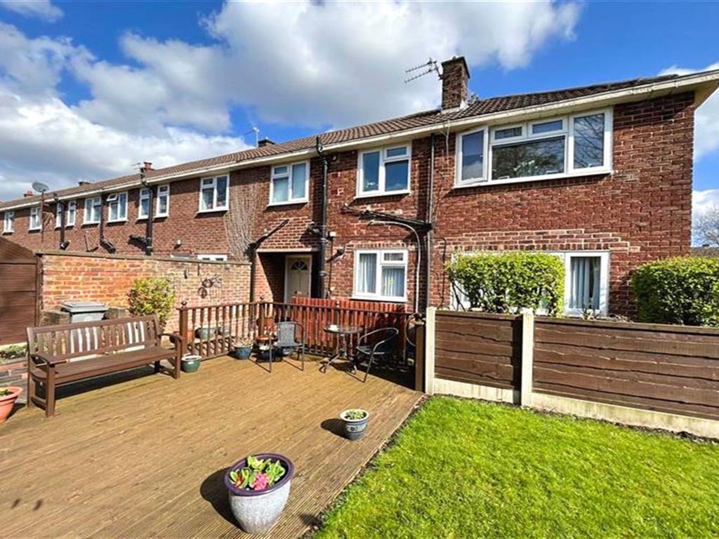 2 bed flat for sale in Hoylake Road, Sale M33 Zoopla