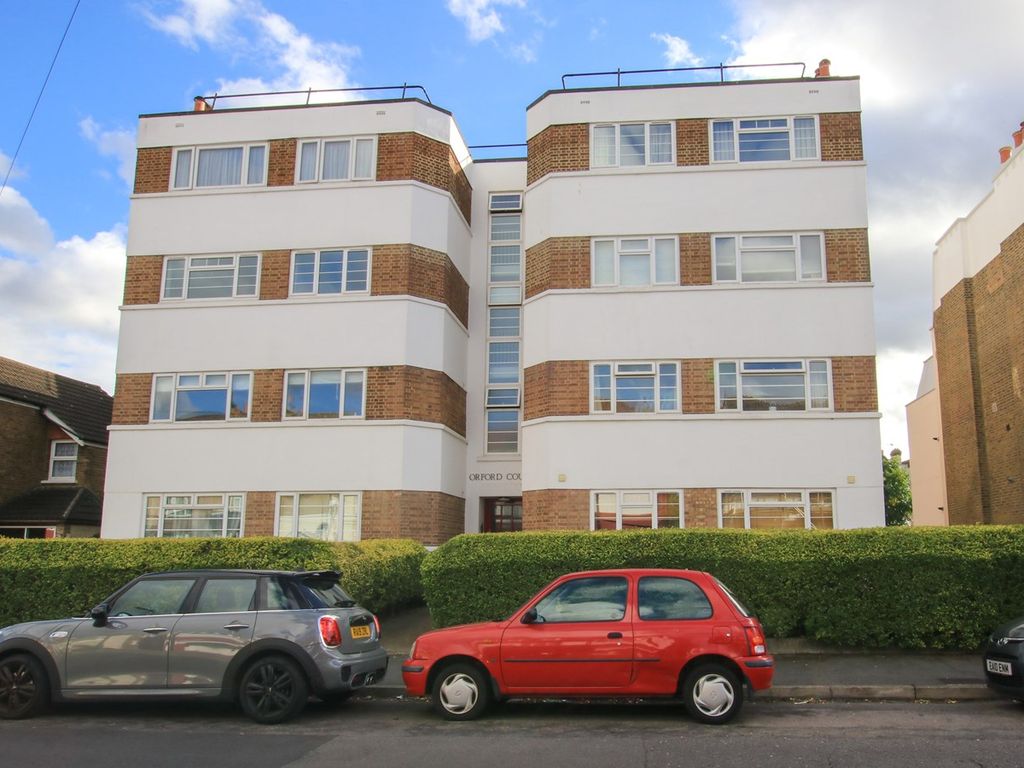 2 bed flat to rent in Belmont Road, Wallington SM6 Zoopla