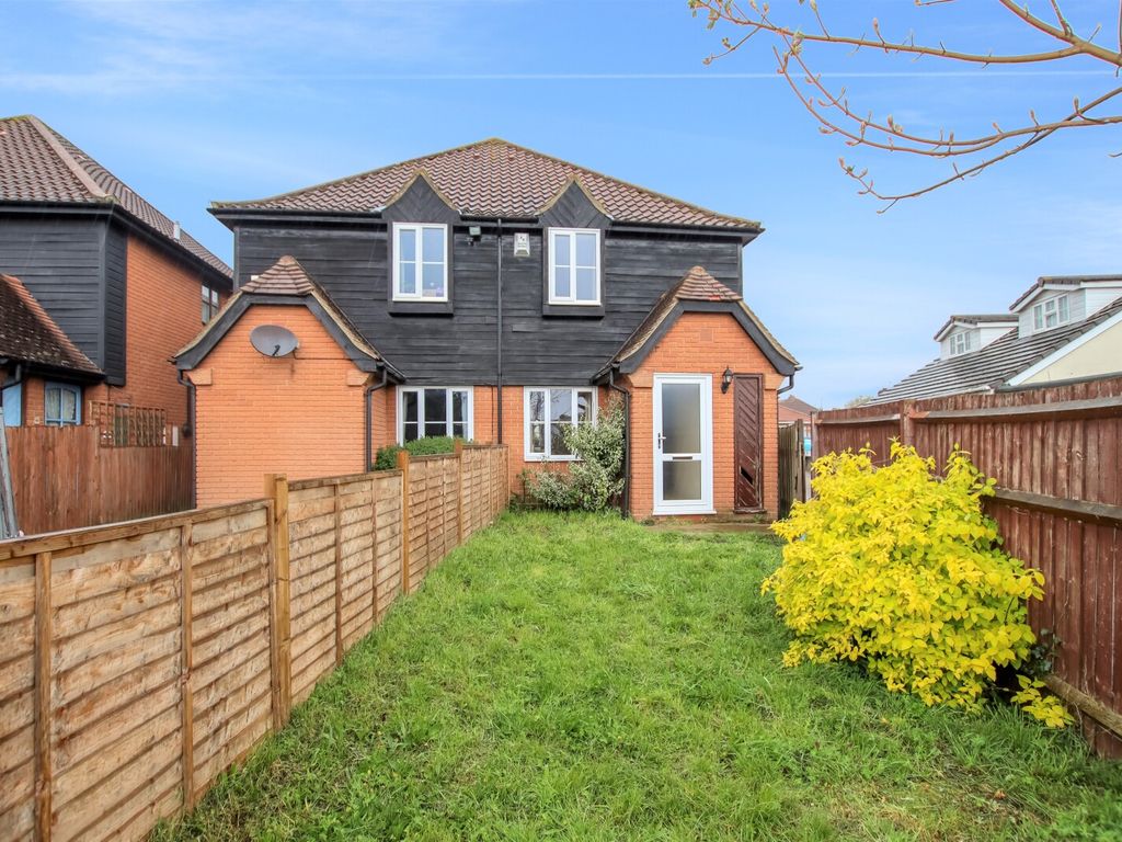 1 bed end terrace house for sale in Blackfen Road, Sidcup DA15 Zoopla
