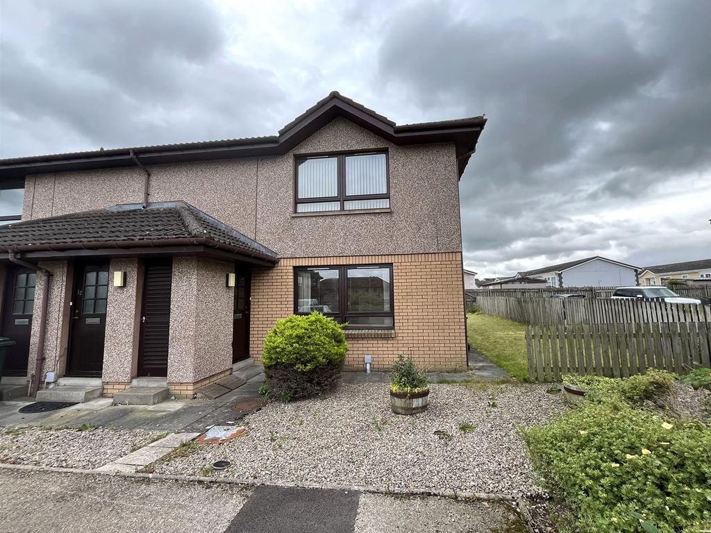 2 bed flat for sale in Ashgrove Court, Elgin IV30, £105,000 Zoopla