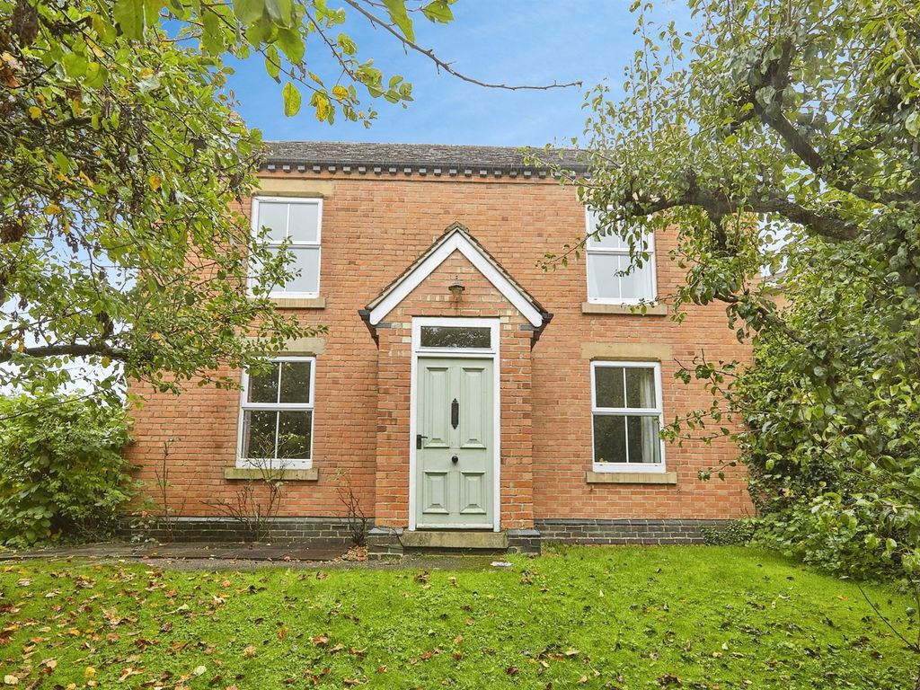 4 bed detached house for sale in Gladstone Close, Chellaston, Derby