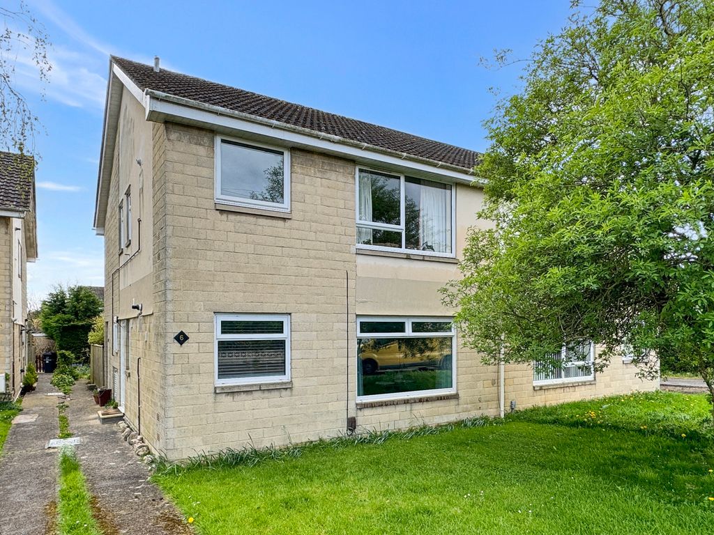 2 bed flat to rent in Marston Mead, Frome, Somerset BA11, £875 pcm Zoopla