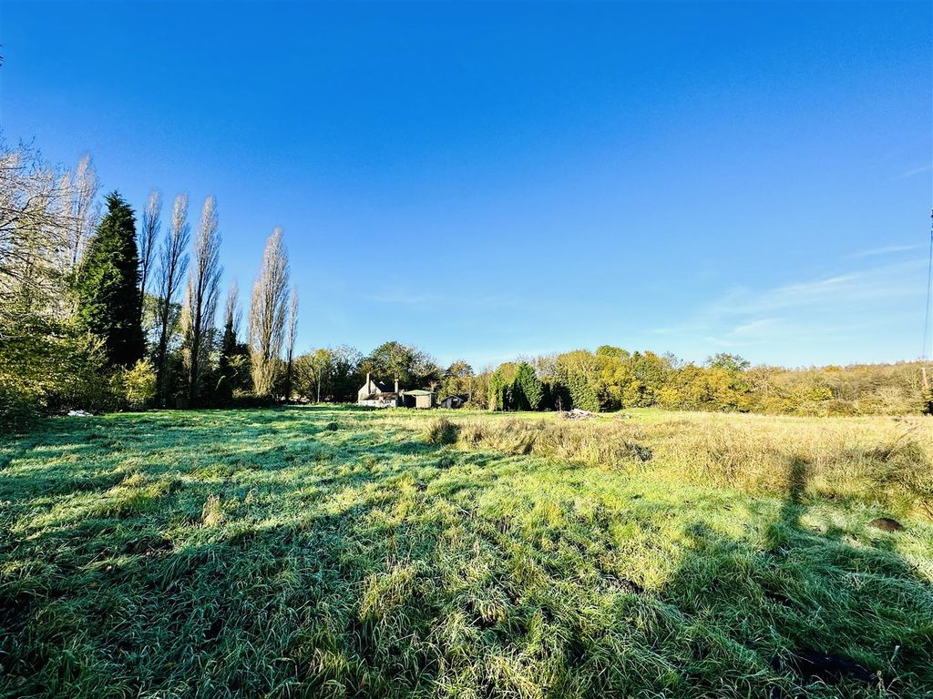 Land for sale in Rempstone Road, Coleorton, Coalville LE67, £600,000