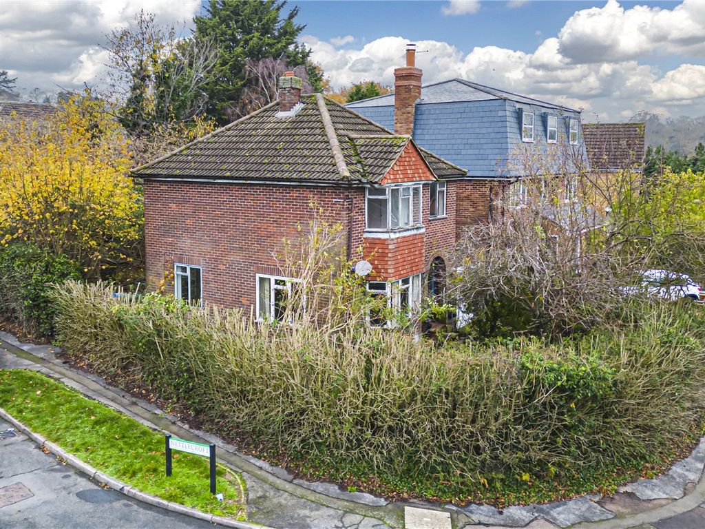 Crouchfield, Hemel Hempstead, Hertfordshire HP1  